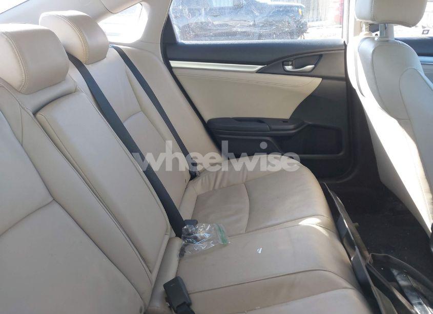 Photo 8 of 2017 Honda Civic TOURING (VIN 19XFC1F97HE015398)