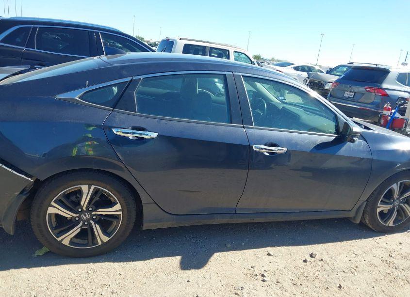 Photo 13 of 2016 Honda Civic TOURING (VIN 19XFC1F98GE001993)