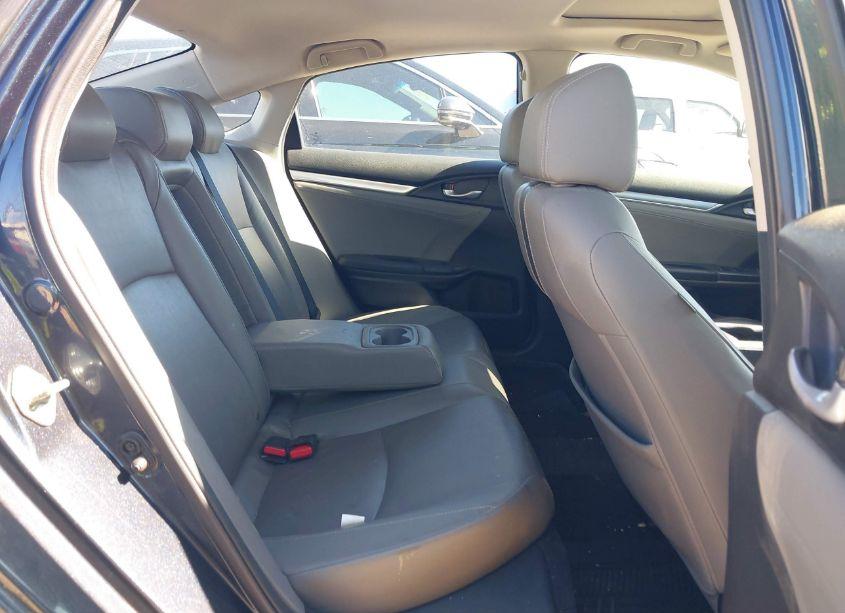 Photo 8 of 2016 Honda Civic TOURING (VIN 19XFC1F98GE001993)