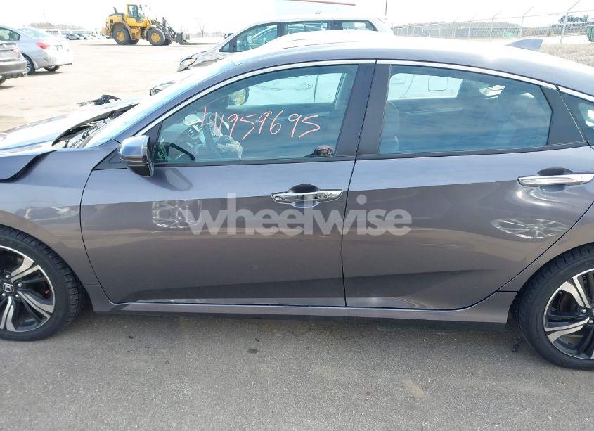 Photo 14 of 2017 Honda Civic TOURING (VIN 19XFC1F99HE007058)