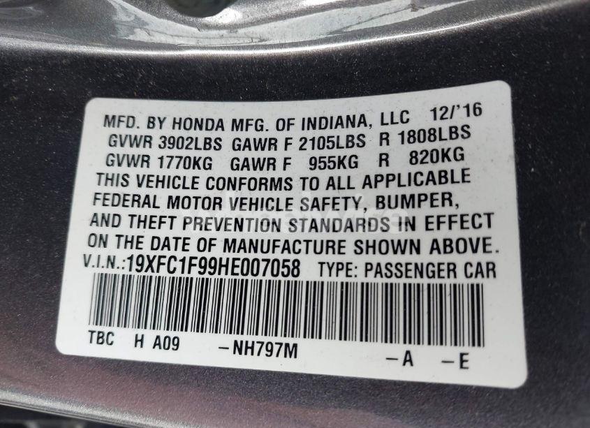 Photo 9 of 2017 Honda Civic TOURING (VIN 19XFC1F99HE007058)