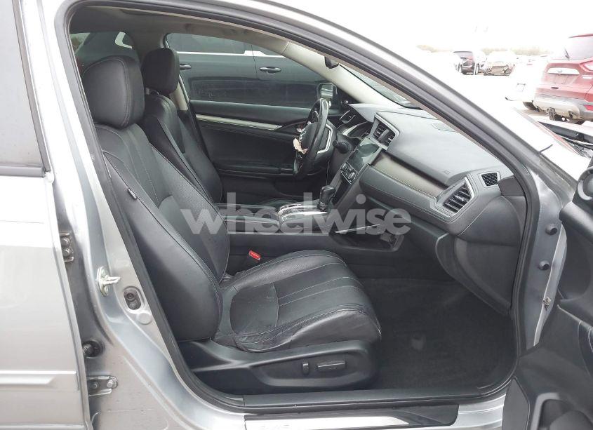 Photo 5 of 2017 Honda Civic TOURING (VIN 19XFC1F99HE018898)