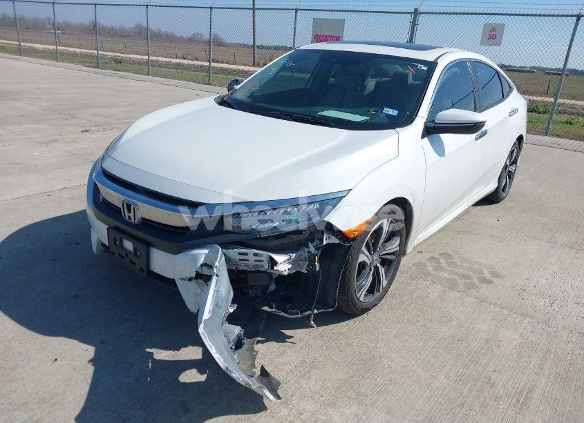 Photo 6 of 2017 Honda Civic TOURING (VIN 19XFC1F99HE030484)