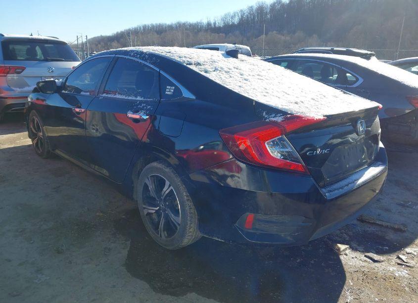 Photo 3 of 2017 Honda Civic TOURING (VIN 19XFC1F99HE202464)