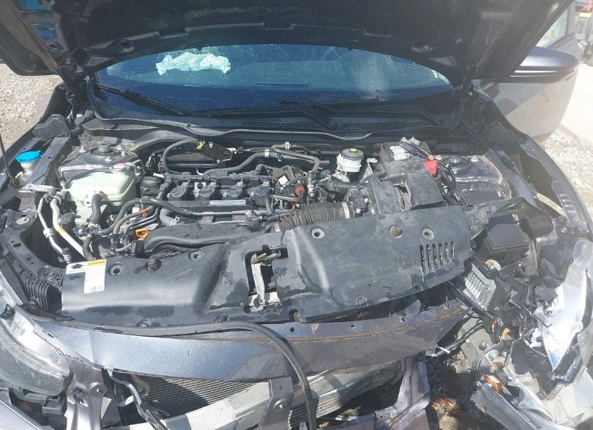 Photo 10 of 2018 Honda Civic TOURING (VIN 19XFC1F99JE001413)