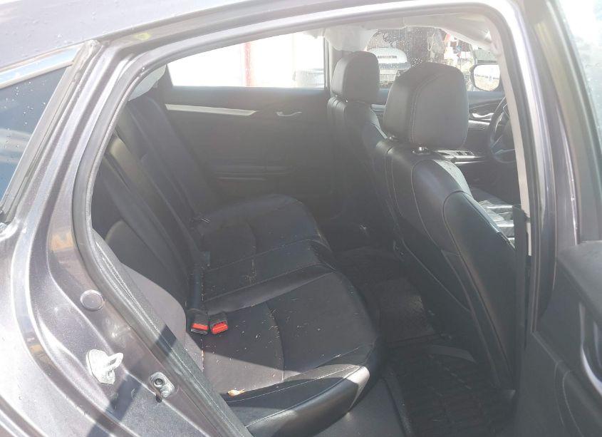 Photo 8 of 2018 Honda Civic TOURING (VIN 19XFC1F99JE001413)