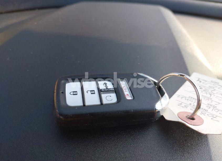 Photo 11 of 2016 Honda Civic TOURING (VIN 19XFC1F9XGE007830)