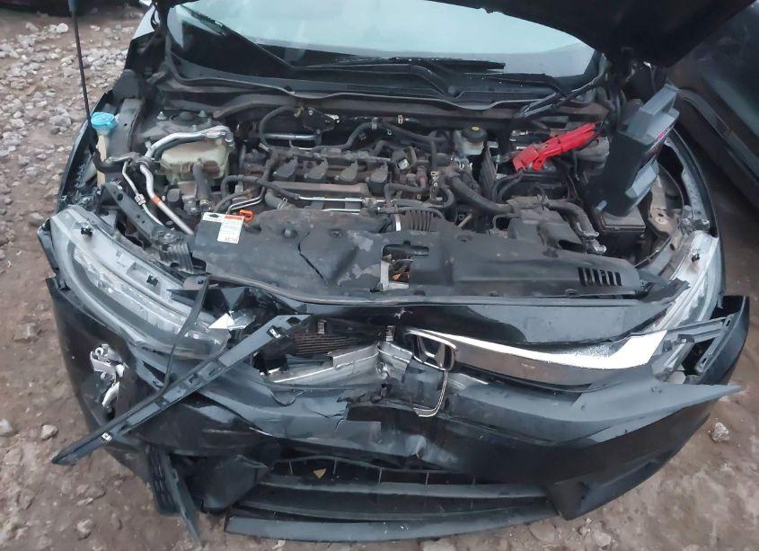 Photo 10 of 2016 Honda Civic TOURING (VIN 19XFC1F9XGE041556)