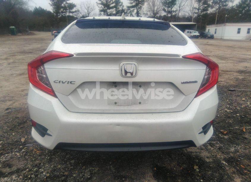 Photo 16 of 2016 Honda Civic TOURING (VIN 19XFC1F9XGE207123)