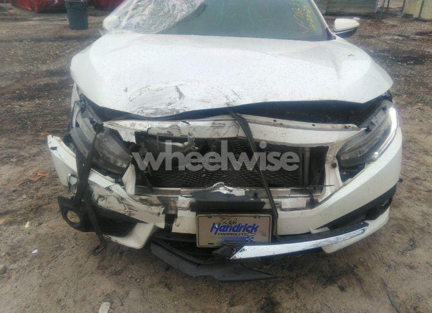 Photo 6 of 2016 Honda Civic TOURING (VIN 19XFC1F9XGE207123)