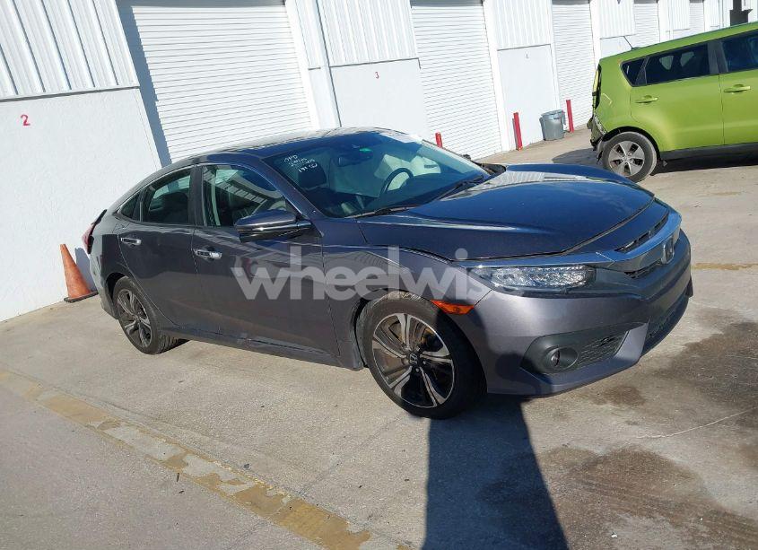 Photo 13 of 2016 Honda Civic TOURING (VIN 19XFC1F9XGE210457)