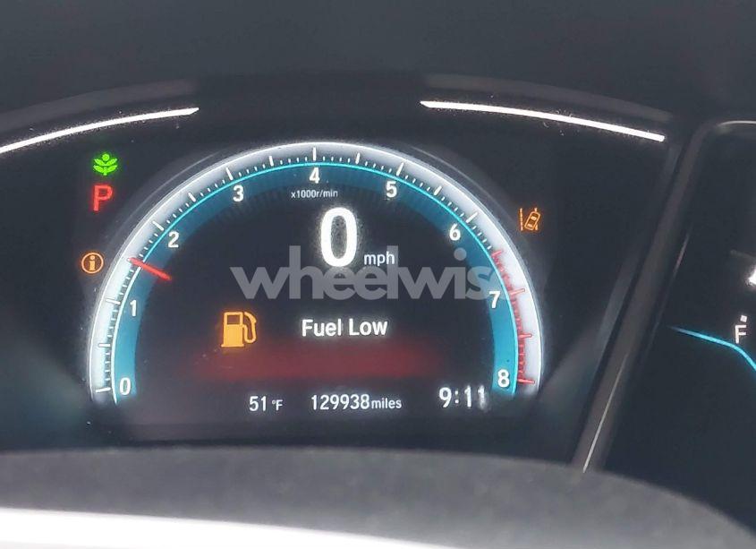 Photo 15 of 2017 Honda Civic TOURING (VIN 19XFC1F9XHE010924)