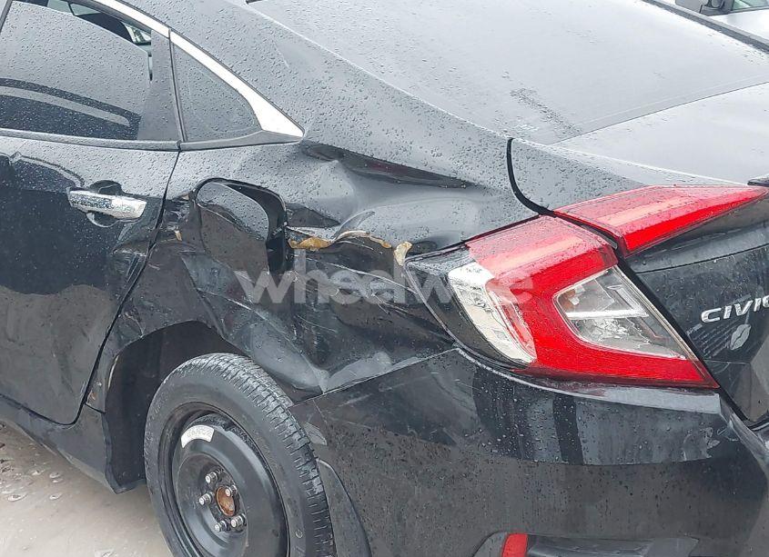 Photo 6 of 2017 Honda Civic TOURING (VIN 19XFC1F9XHE010924)