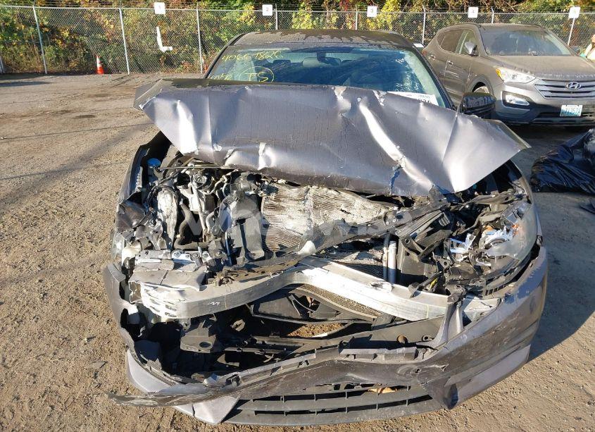 Photo 13 of 2016 Honda Civic LX (VIN 19XFC2E50GE040615)