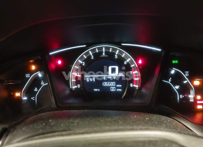 Photo 7 of 2018 Honda Civic LX (VIN 19XFC2E50JE016872)