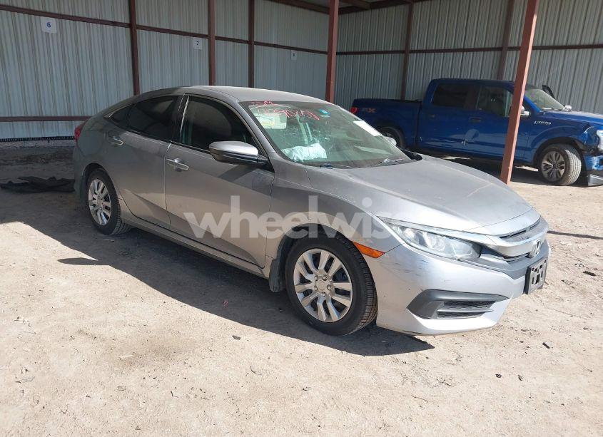 2017 Honda Civic LX (VIN 19XFC2E51HE072216) main photo