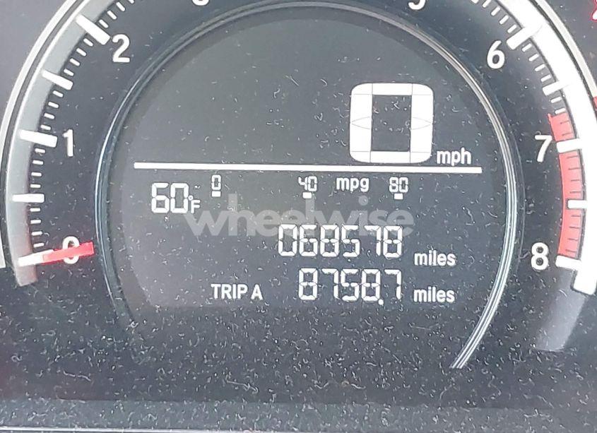 Photo 15 of 2018 Honda Civic LX (VIN 19XFC2E51JE000549)