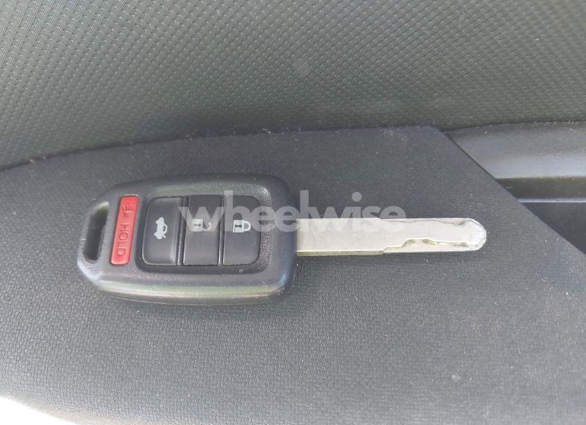 Photo 11 of 2018 Honda Civic LX (VIN 19XFC2E53JE031494)