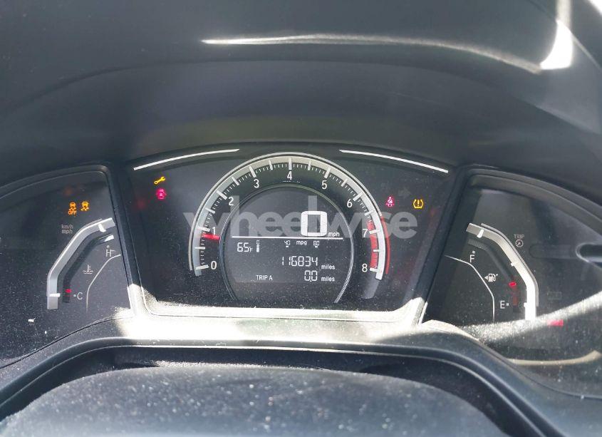 Photo 7 of 2018 Honda Civic LX (VIN 19XFC2E53JE031494)