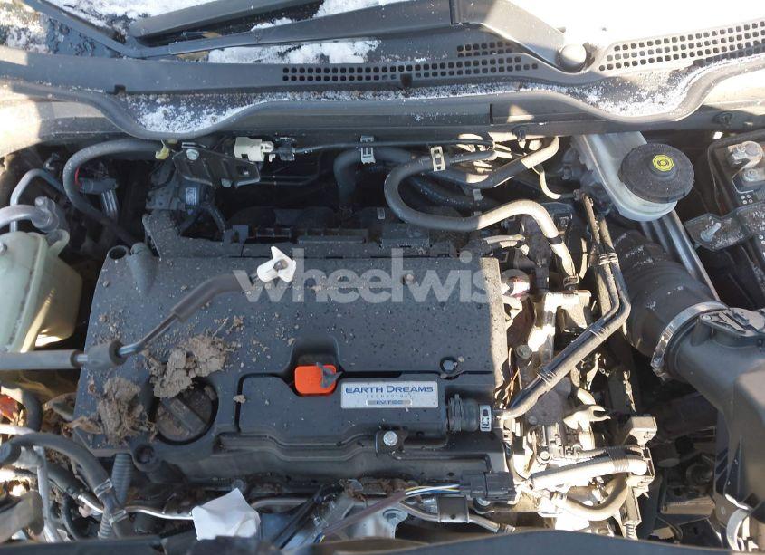 Photo 10 of 2018 Honda Civic LX (VIN 19XFC2E54JE001582)