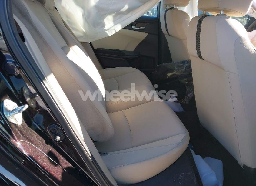 Photo 8 of 2018 Honda Civic LX (VIN 19XFC2E54JE001582)