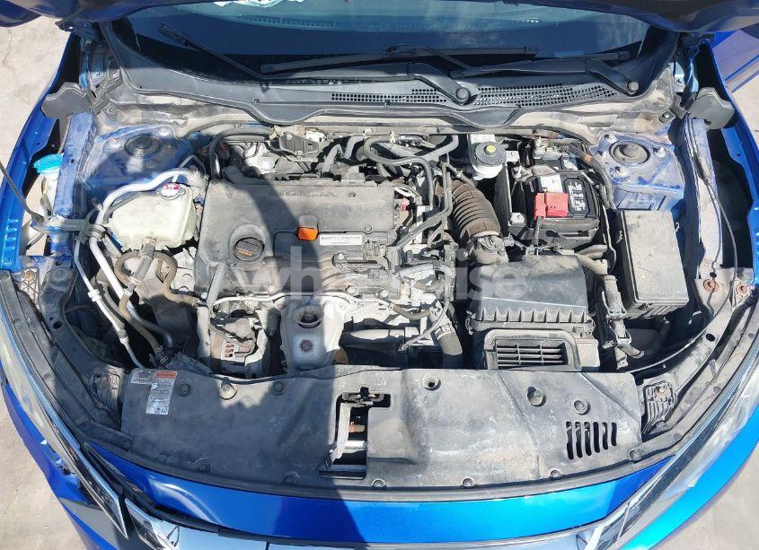 Photo 10 of 2018 Honda Civic LX (VIN 19XFC2E56JE032848)