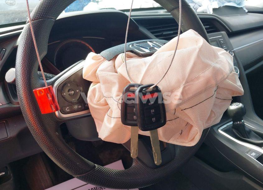 Photo 11 of 2018 Honda Civic LX (VIN 19XFC2E56JE032848)