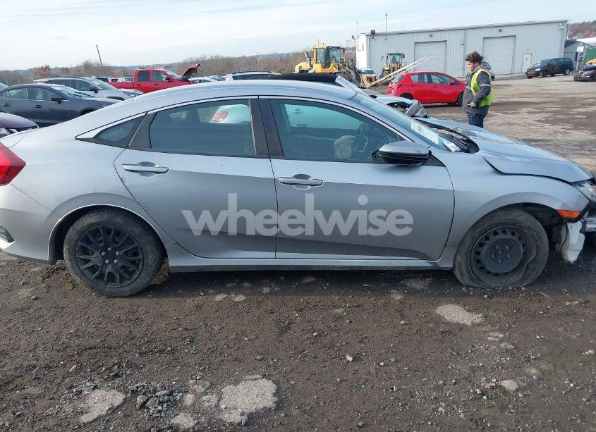 Photo 13 of 2018 Honda Civic LX (VIN 19XFC2E58JE037887)