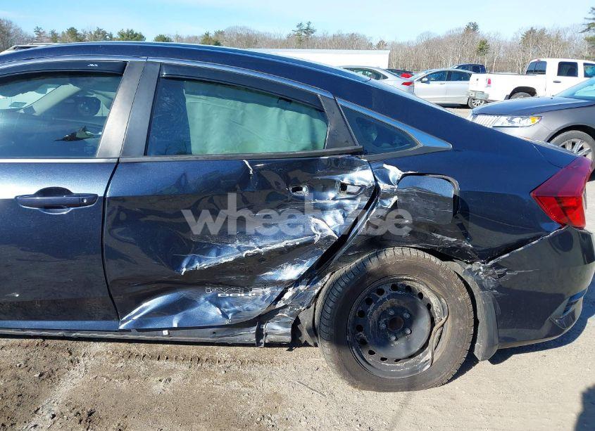 Photo 6 of 2017 Honda Civic LX (VIN 19XFC2E5XHE021328)