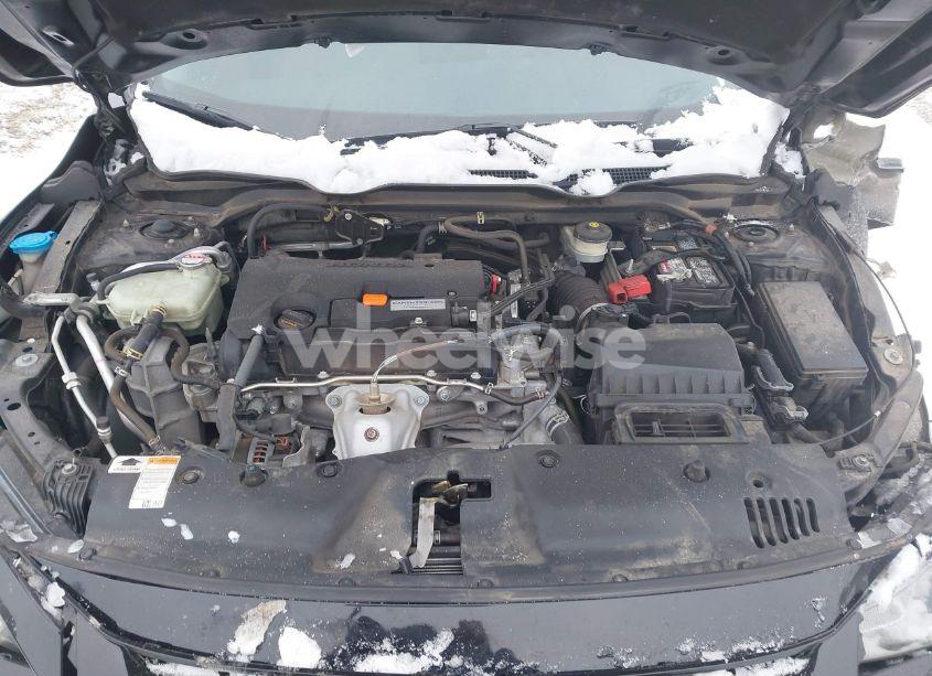 Photo 10 of 2018 Honda Civic LX (VIN 19XFC2E5XJE000565)