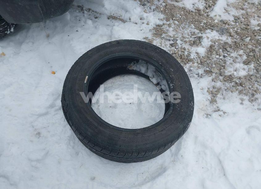 Photo 12 of 2018 Honda Civic LX (VIN 19XFC2E5XJE000565)