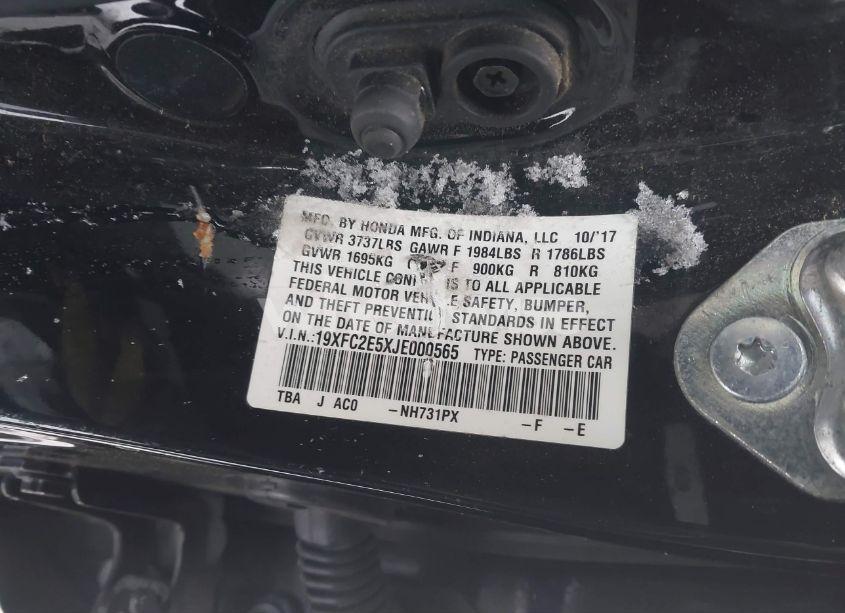 Photo 9 of 2018 Honda Civic LX (VIN 19XFC2E5XJE000565)