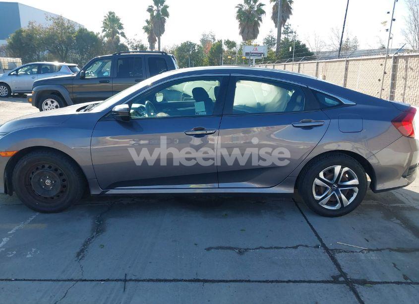 Photo 14 of 2020 Honda Civic SPORT (VIN 19XFC2E83LE020735)