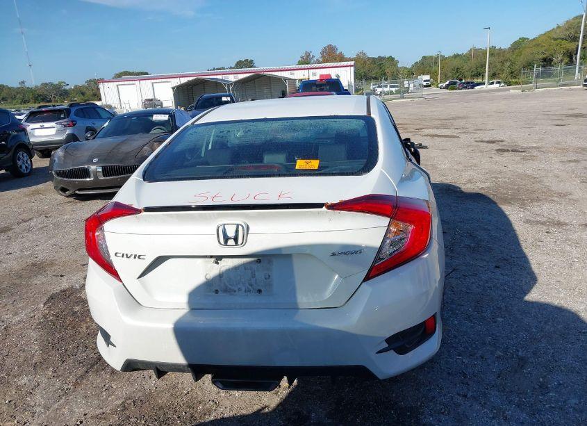 Photo 16 of 2019 Honda Civic SPORT (VIN 19XFC2E86KE046017)