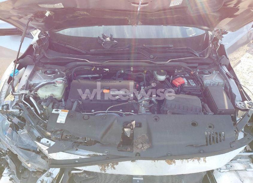 Photo 10 of 2019 Honda Civic SPORT (VIN 19XFC2E8XKE015384)