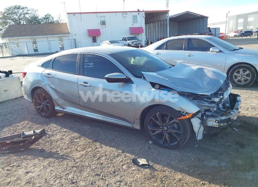 Photo 13 of 2019 Honda Civic SPORT (VIN 19XFC2E8XKE015384)