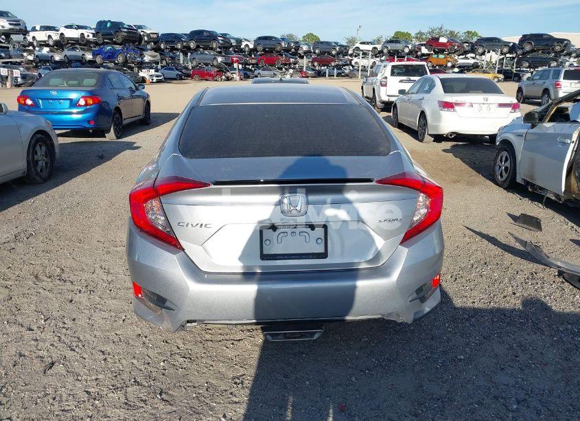 Photo 16 of 2019 Honda Civic SPORT (VIN 19XFC2E8XKE015384)