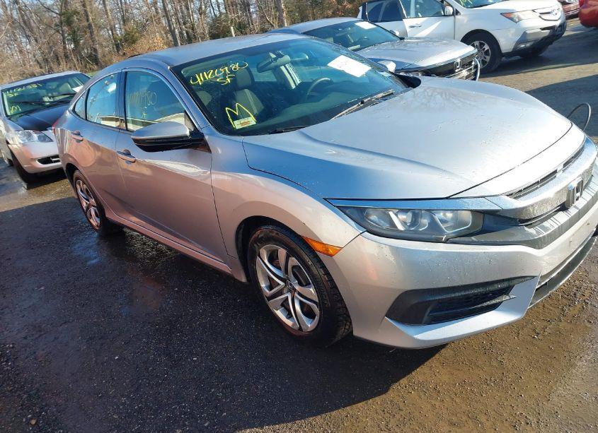 2017 Honda Civic LX (VIN 19XFC2F50HE018131) main photo