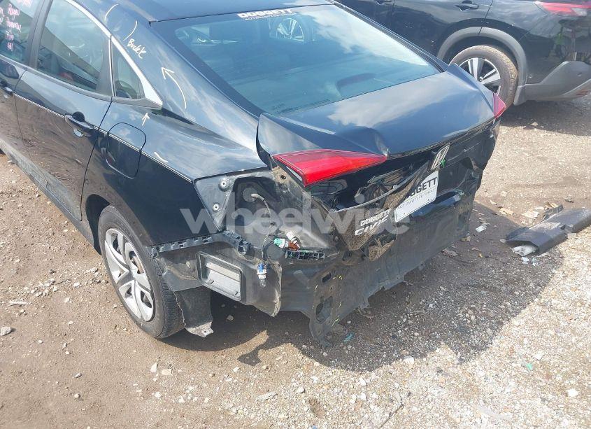 Photo 6 of 2017 Honda Civic LX (VIN 19XFC2F50HE058340)