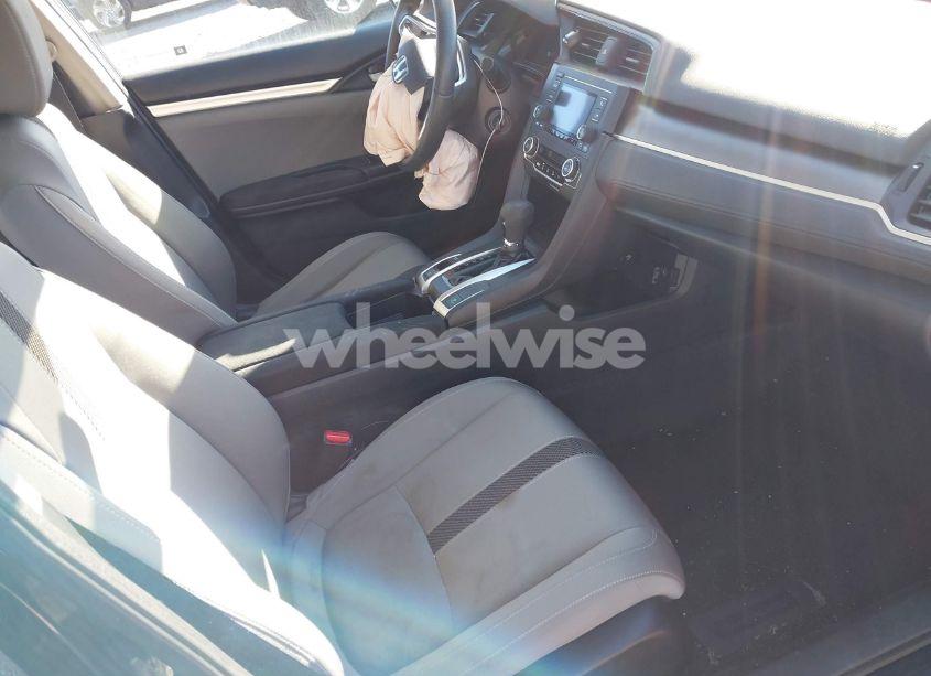 Photo 5 of 2017 Honda Civic LX (VIN 19XFC2F50HE207149)