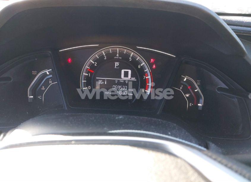 Photo 7 of 2017 Honda Civic LX (VIN 19XFC2F50HE207149)