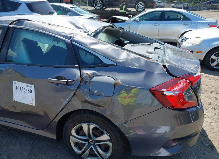 Photo 20 of 2017 Honda Civic LX (VIN 19XFC2F50HE220452)