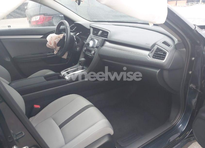 Photo 5 of 2018 Honda Civic LX (VIN 19XFC2F50JE009340)