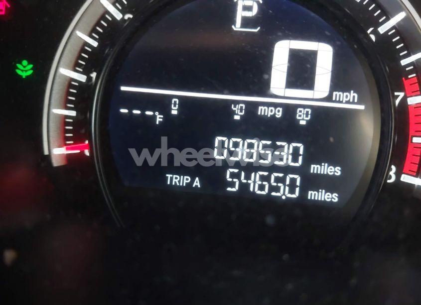 Photo 15 of 2018 Honda Civic LX (VIN 19XFC2F50JE013131)