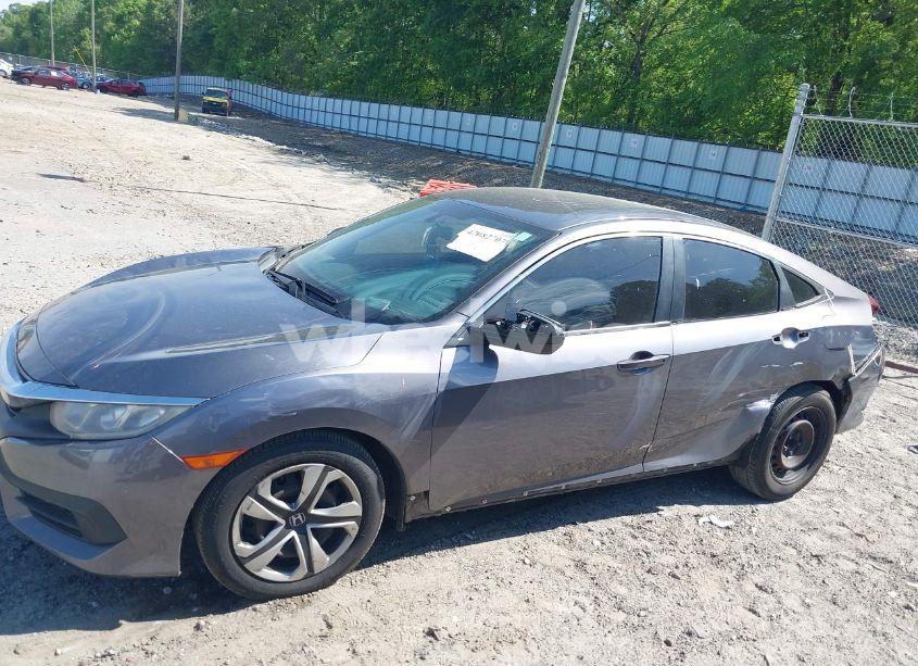 Photo 15 of 2018 Honda Civic LX (VIN 19XFC2F50JE014313)