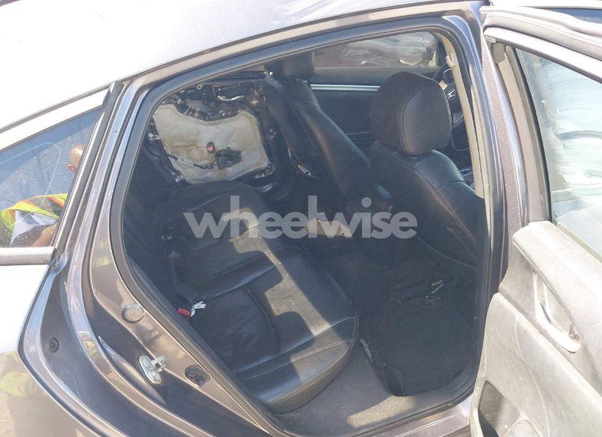 Photo 8 of 2018 Honda Civic LX (VIN 19XFC2F50JE014313)