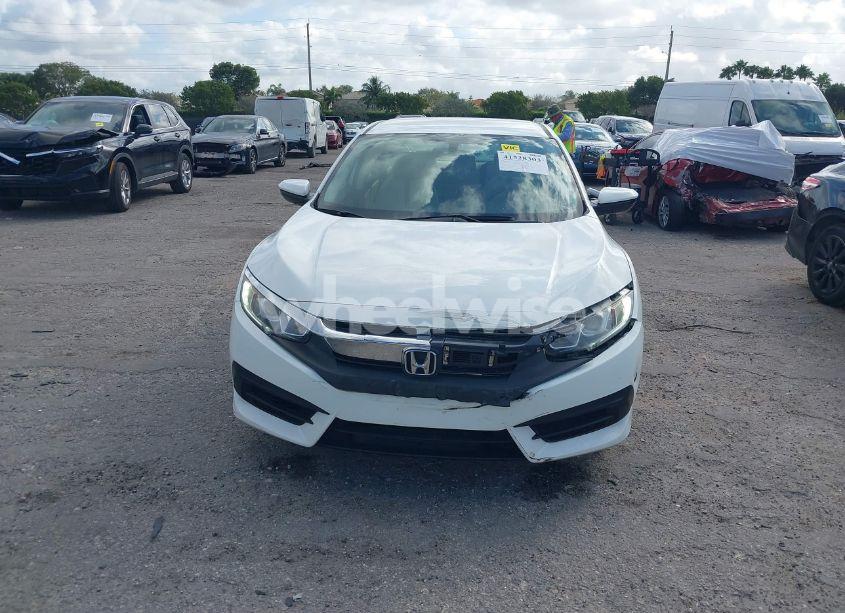 Photo 12 of 2018 Honda Civic LX (VIN 19XFC2F50JE023481)