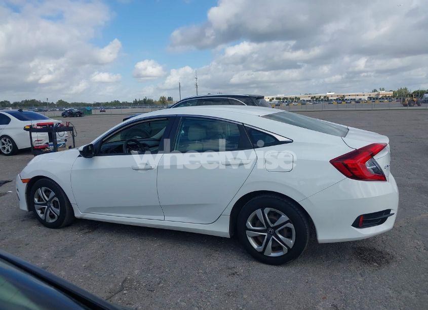 Photo 14 of 2018 Honda Civic LX (VIN 19XFC2F50JE023481)