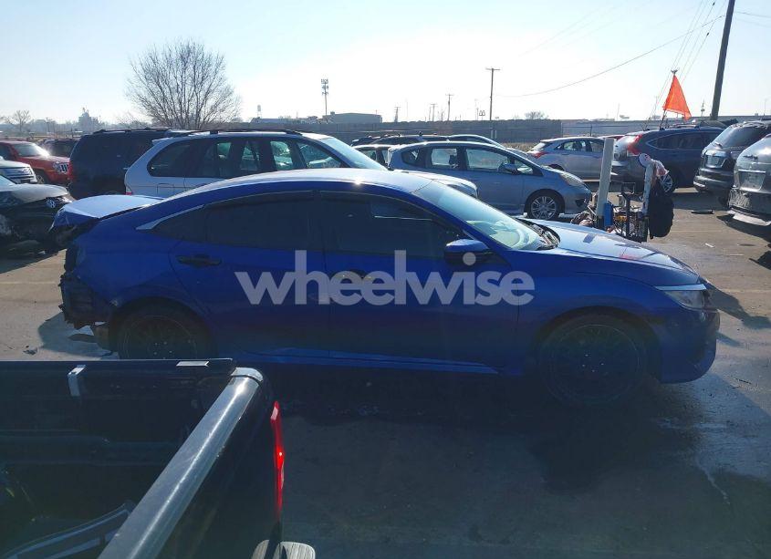 Photo 13 of 2018 Honda Civic LX (VIN 19XFC2F50JE027739)