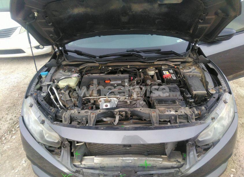 Photo 10 of 2018 Honda Civic LX (VIN 19XFC2F50JE028745)